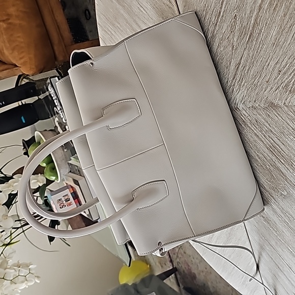 VBH Handbags - VBH all Leather Satchel Bag